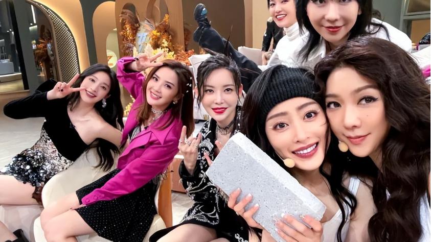 王心凌|王心凌二公表演《山海》，获全场好评，她能战胜郑秀妍吗？