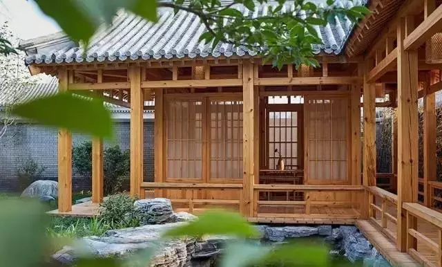 后半生不想吵，找个小院子落脚