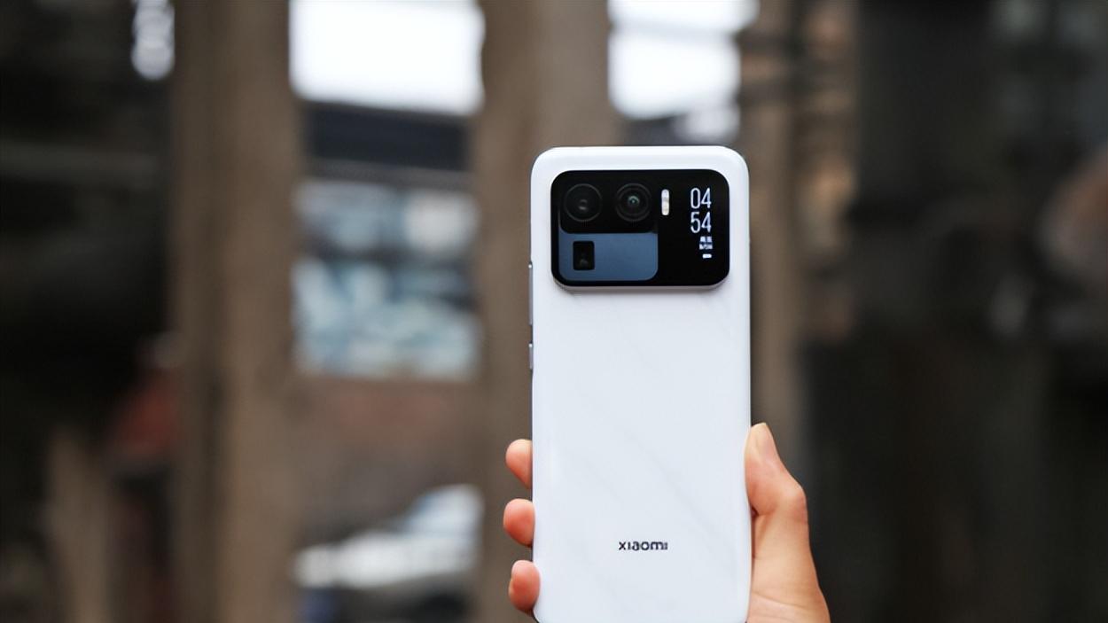 雷军|降价2700元，12+256GB顶尖配备，雷军清仓让利值得购买