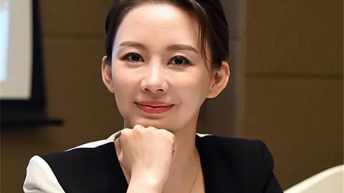 潘晓婷|台球王后潘晓婷吐槽：菜贵的离谱，每天菜钱就要2000元，真吃不起