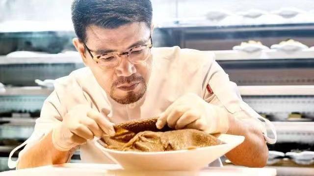 巴奴为何成为火锅界的一匹黑马