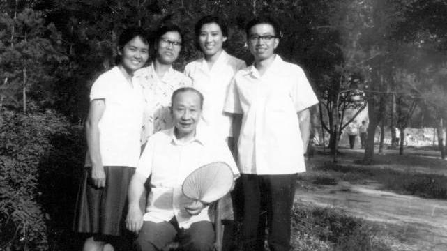 头孢|中医学家任应秋，人称“中医学界的一面旗帜”，他的一生令人赞佩