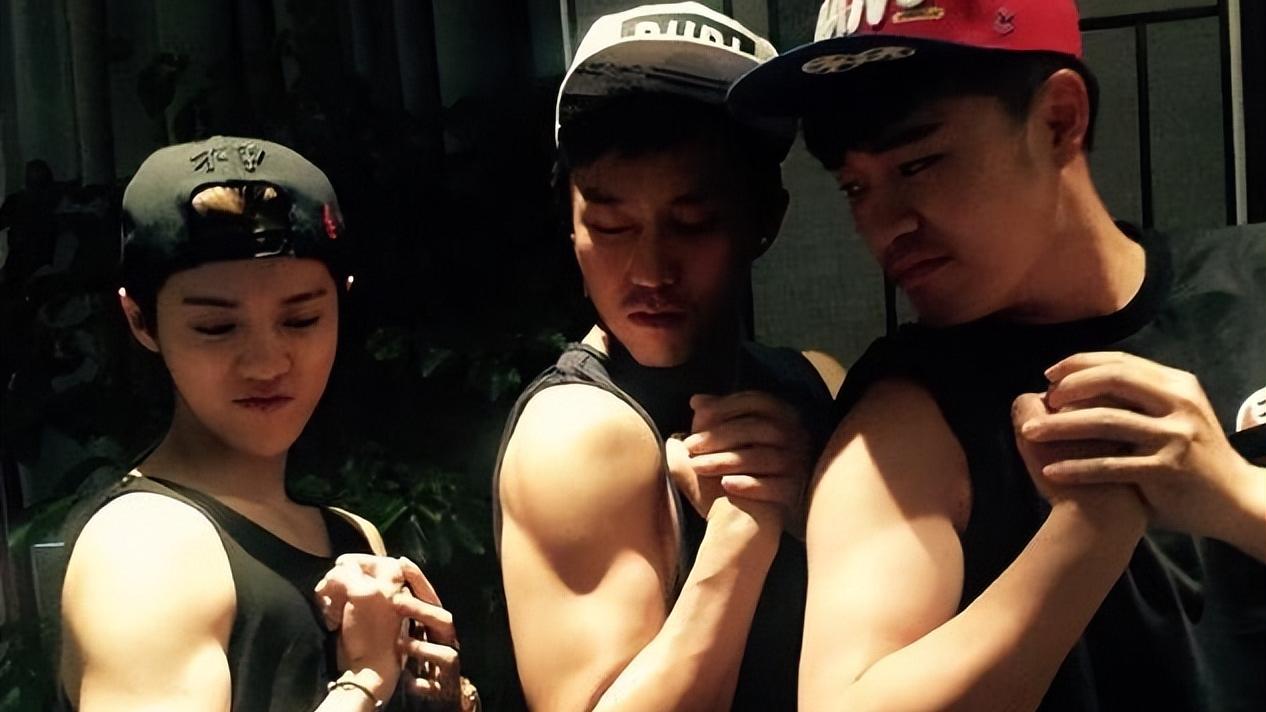 古典|秦霄贤白鹿这对“活宝冤家”，亲手将《跑男》送上综艺霸屏榜第一