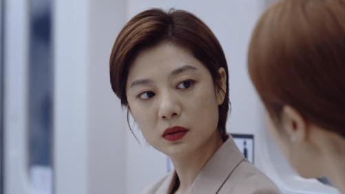 妻子的选择|《妻子的选择》王真儿“演技炸裂”？大雨精明小雨痴情，结局不同