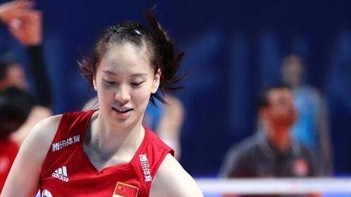 郑益昕|女排现役最美球员郑益昕 巴黎奥运会已经30岁了 还值得培养吗