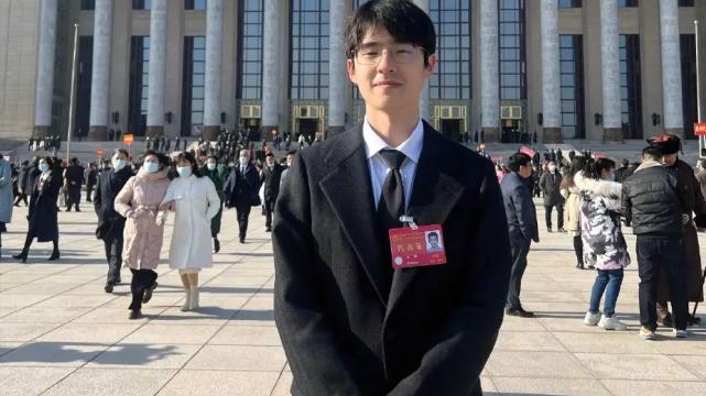 易烊千玺|易烊千玺，“贪心”付出了代价