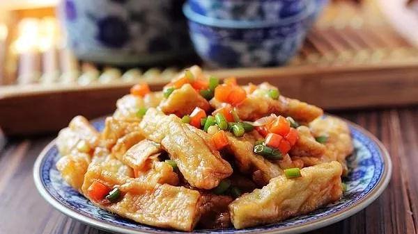 萝卜|萝卜是甲状腺结节的“推手”？医生坦言：不想肿瘤飙长，少吃2素