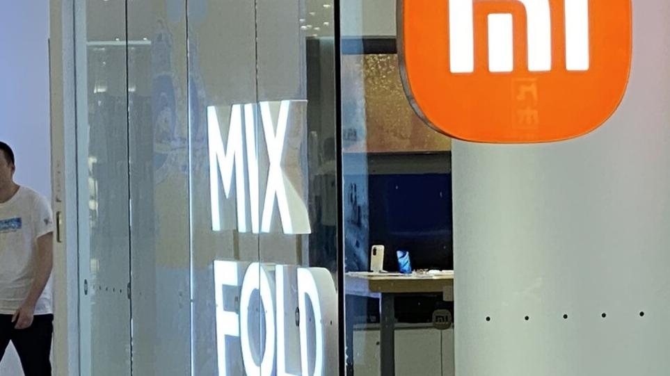 微软|小米12 Ultra：搭载台积电骁龙8 PIus！后置硕大镜头，辨识度拉满