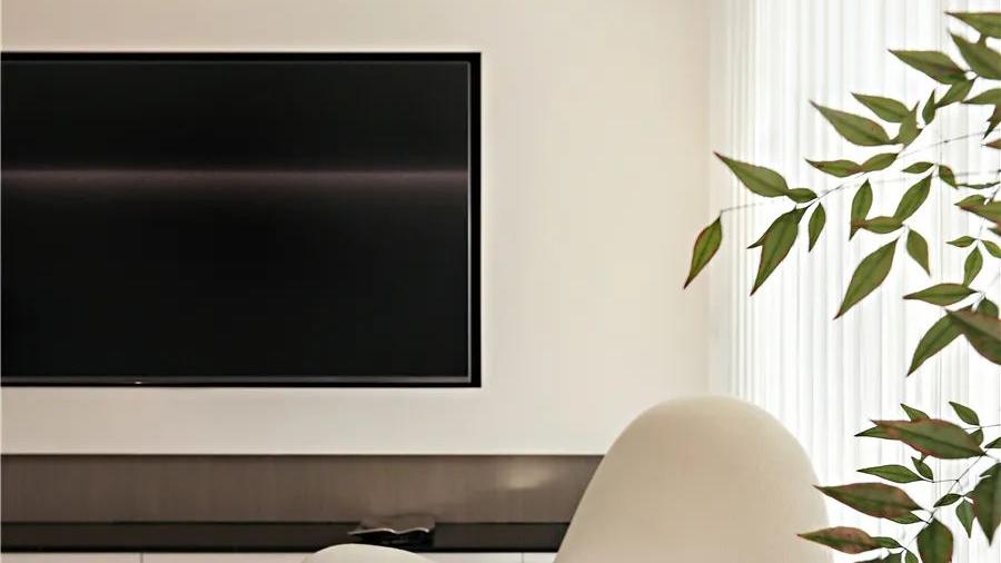 杭州93㎡两口之家：背景墙这么做，客厅显大一倍？