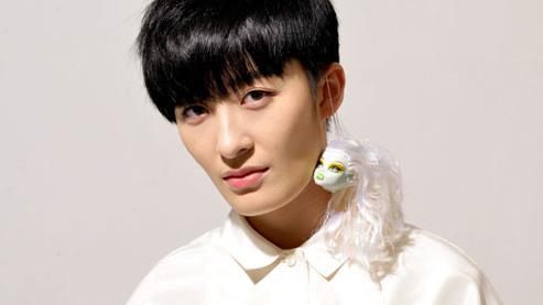 曾轶可|\高开低走\曾轶可：带头网暴公职人员毁前途，暧昧刘亦菲争议不断