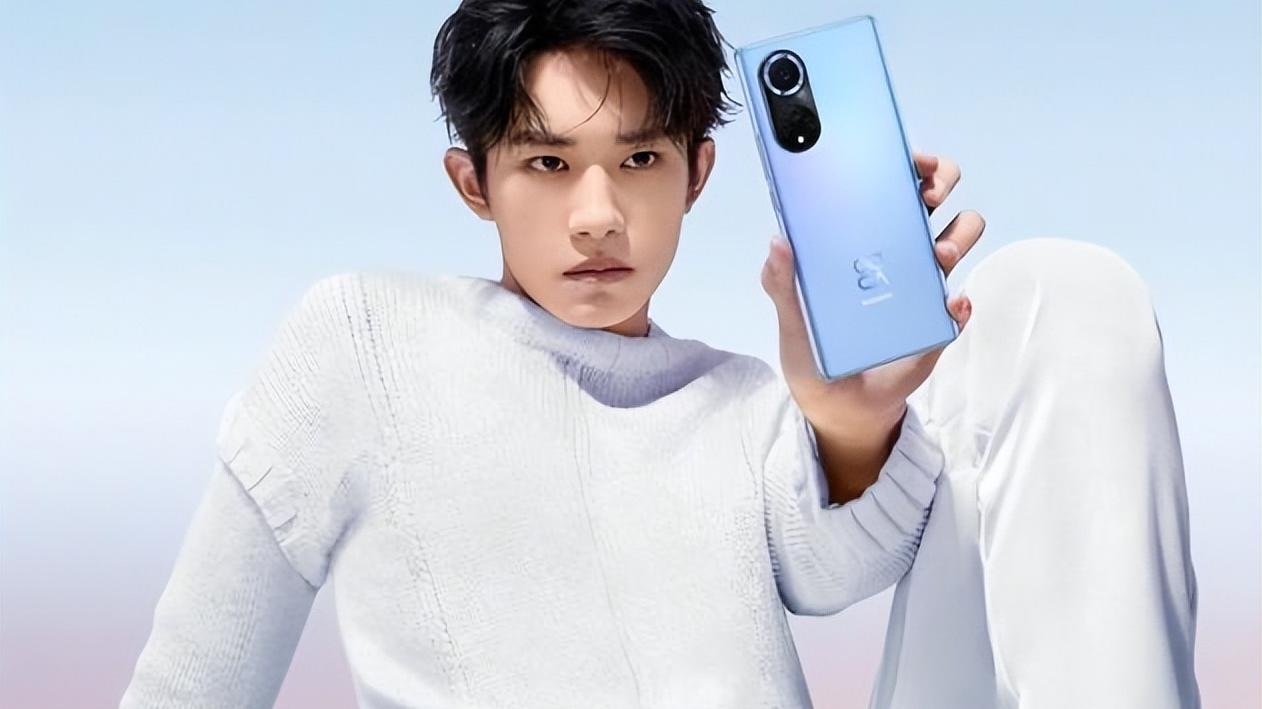 AMD|华为自己舍不得用，麒麟985用在友商机型，预装鸿蒙2.0系统！