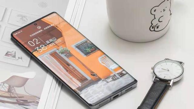 中兴|中兴机皇来袭，5000mAh+120W+4nm，有20+1TB版本