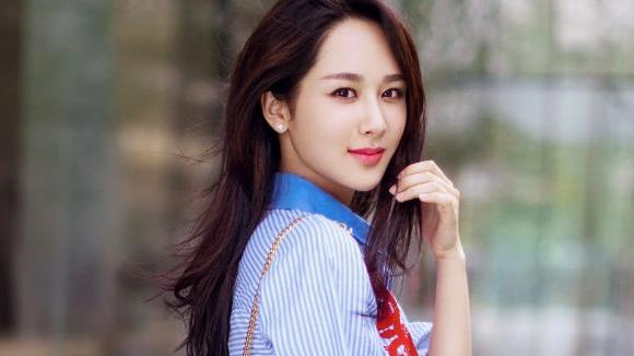 杨紫|欢瑞旗下5朵金花为何都火不过杨紫，女演员态度很重要，你怎么看