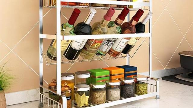 无论厨房大小，瓶瓶罐罐别往灶台摆，教你正确方法，干净又高级