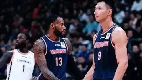 琼斯|易建联被质疑是水货！球迷揪出广东宏远的三大主力和三大水货球员