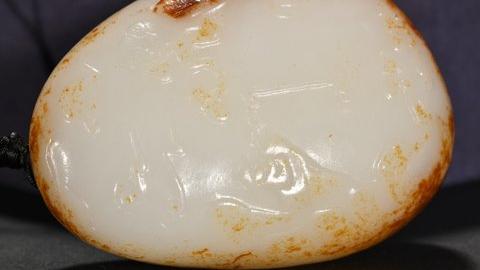 和田玉籽料|和田玉籽料原石雕渔翁得利把件