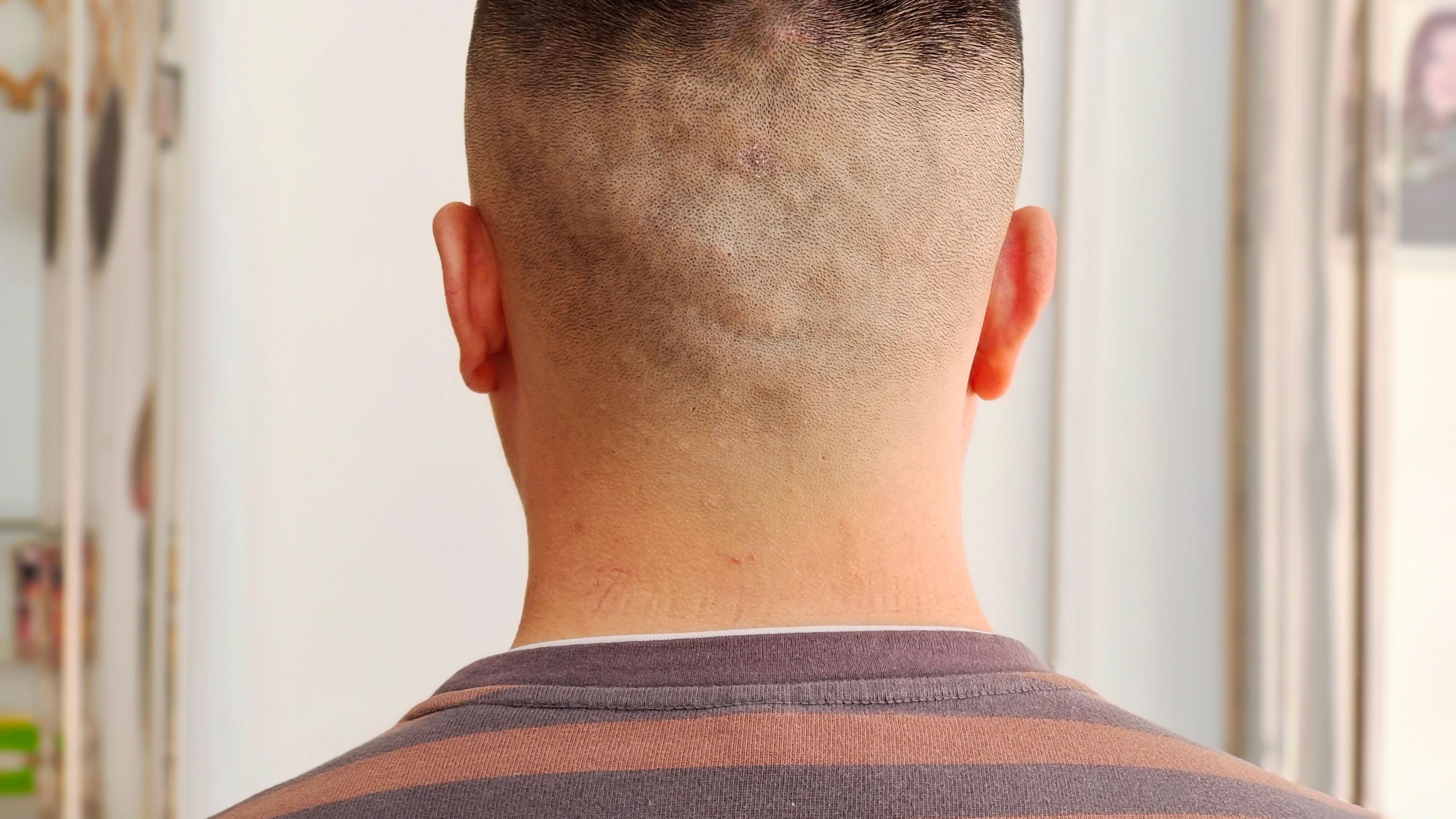 发型|百变帅气的夏日发型，简单还有型，很多男士都在剪