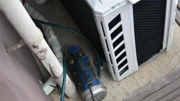 空调|空调千万别买格力，安装费就够你喝一壶的！