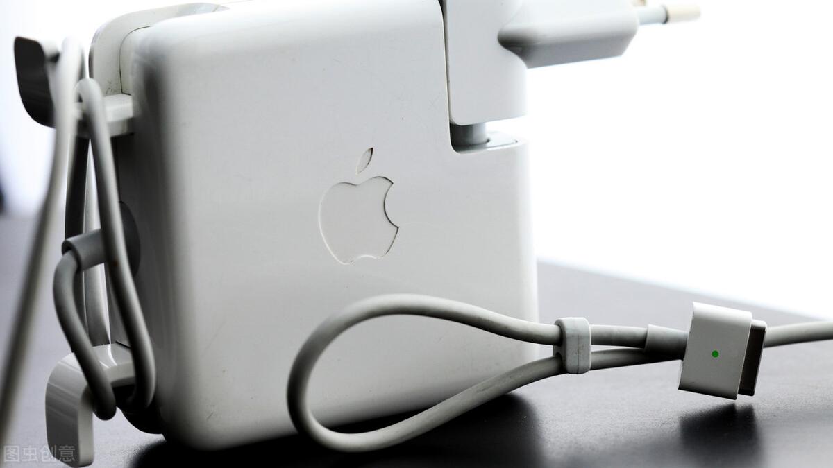 充电器|移除充电器是为了环保？苹果公司称已节约55万吨矿石