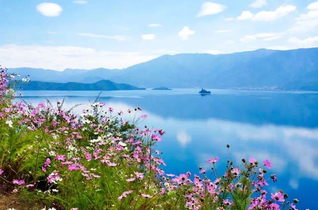 美丽|国内值得去的9个绝美湖泊，每个都美得惊艳，哪个是你向往的呢？