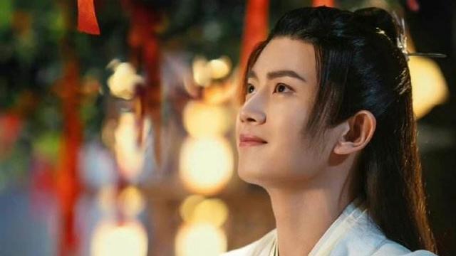 与君初相识|热巴任嘉伦《与君初相识》即将播出！可总集数却不尽人意