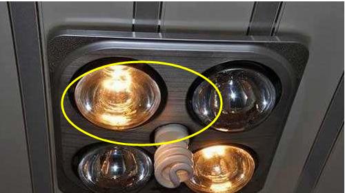 卫生间装灯暖好还是风暖好？当初不听劝，入住才知被坑惨！