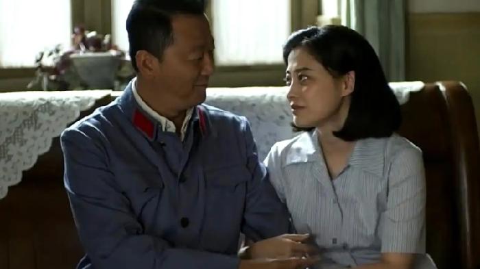 江德福|父母爱情：江德福是个好男人？省省吧，离开了安杰，他啥也不是！