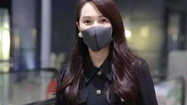 伊能静|53岁伊能静的身材比例，谁看了不心动！