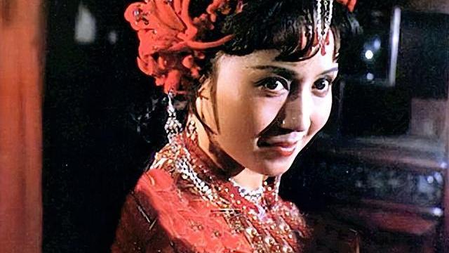 杨洁|“高小姐”魏慧丽：长得美，嫁武生老师恩爱一生，与女儿似姐妹花