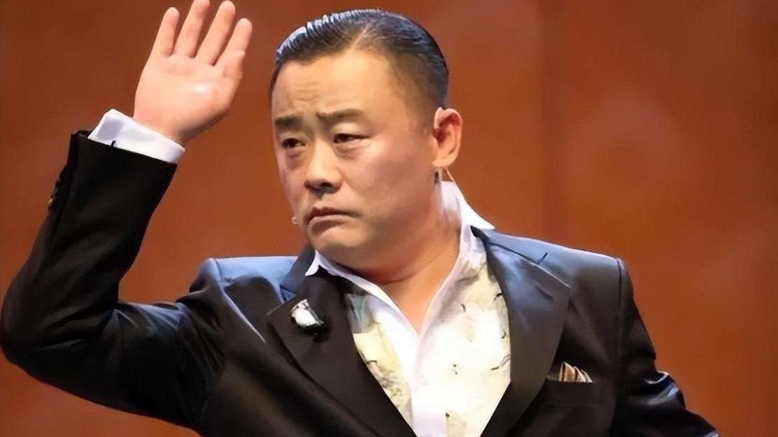 周立波|富婆胡洁：前夫贪污被捕后，她转身再婚坐过牢的周立波，她图啥？