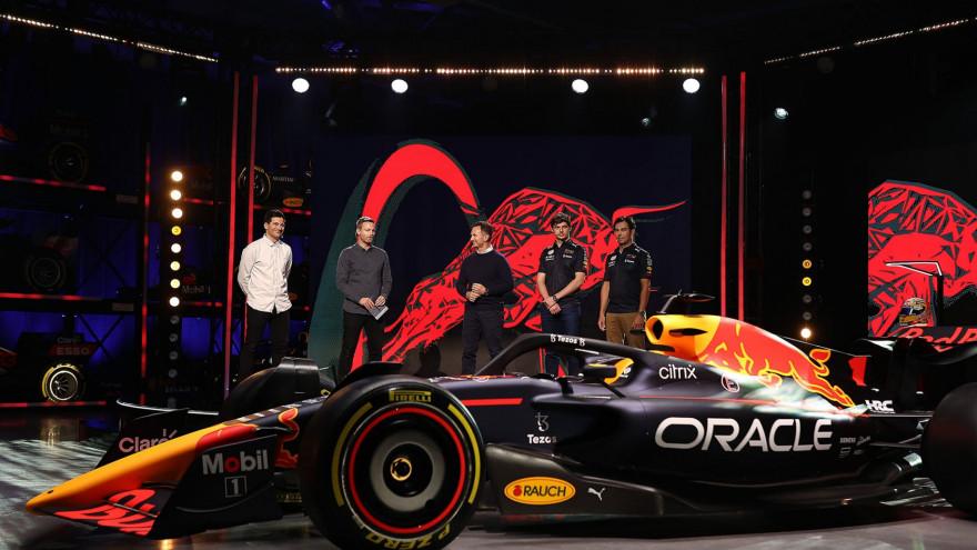 红牛车队|既是卫冕者也是挑战者！F1红牛车队发布“RB18”初步样貌