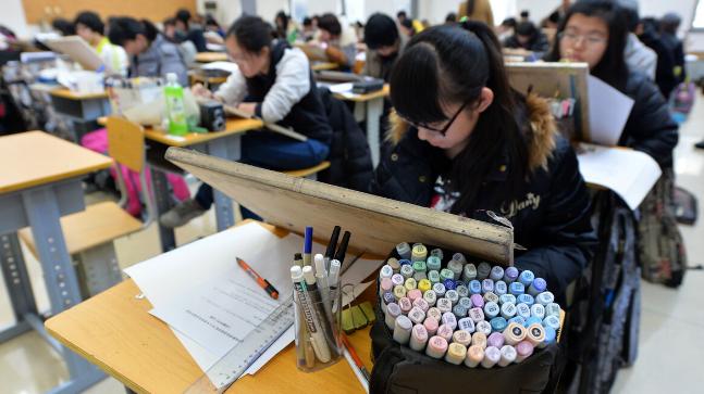 求职|22届高考生注意，这4类专业毕业不愁找工作，月薪也十分可观