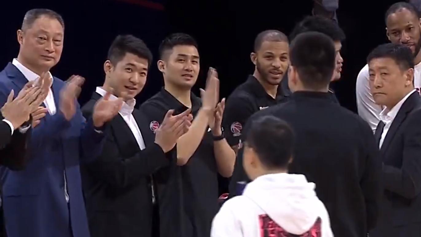广东男篮|G1广东压制天津！杜锋完美针对，三核主导局势，莱多+阿联太辣眼