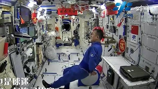 国足|气得起飞！宇航员太空见证国足惨败越南，网友：丢人丢到全宇宙！