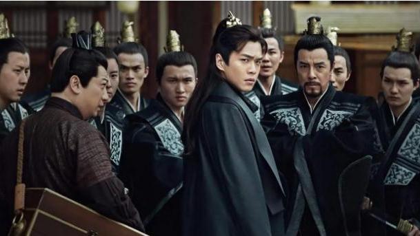 庆余年|《庆余年》宣发，10位演员确认出演，言冰云和林婉儿换人引发热议