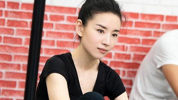 李小璐|4位明星一夜间身败名裂，觉得谁最可惜？这位积攒一辈子人品没了