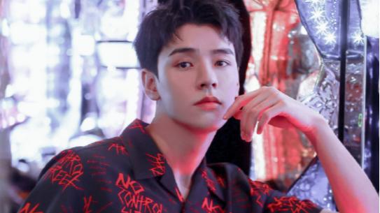 龚俊|龚俊陷纷争，旧照也被扒出，合影看出圈内人缘