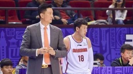 交易|CBA广大与山东进行交易，朱荣振换两射手？老四人组不会拆散的