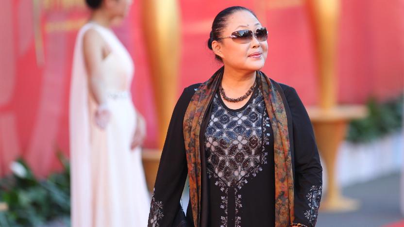 陈贝儿|放弃中国国籍，却还在国内捞金，第二个蒋大为浮出水面！