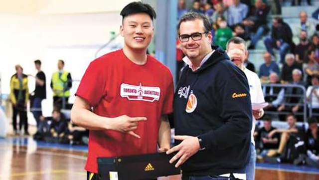 韩国队|韩国体育多线开花，篮球之星李贤重宣布挑战NBA