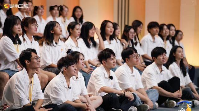 100道光芒|《100道光芒》湖南卫视首播，何炅汪涵是配菜，剪辑师才是主菜