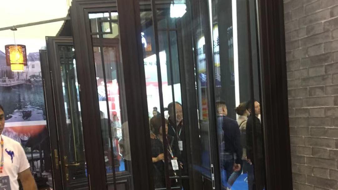 铝带木门窗符合哪些人的审美需求？