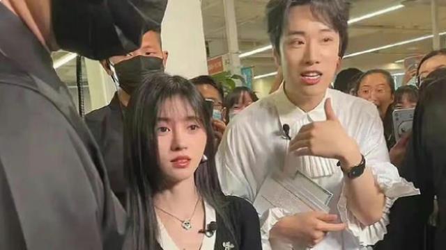 鞠婧祎|鞠婧祎真实颜值曝光，脸部状态引热议，网友：整容最成功的女明星