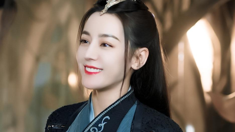 孔笙|别说迪丽热巴不适合古装，《与君初相识》才是她的正确打开方式