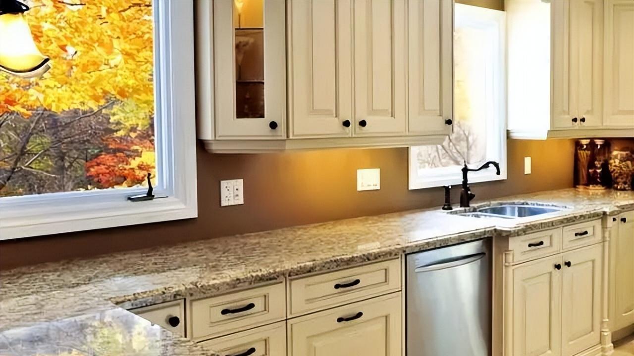 肺癌|好端端的突然得了肺癌？原来是忽视了生活中这些隐藏风险因素！