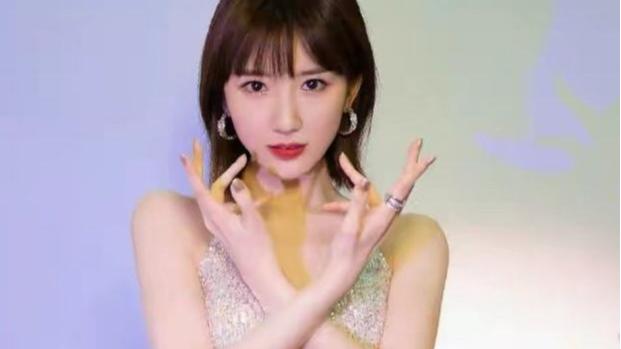 毛晓彤|毛晓彤模仿赵灵儿造型，灵气不输刘亦菲，网友：太惊艳了