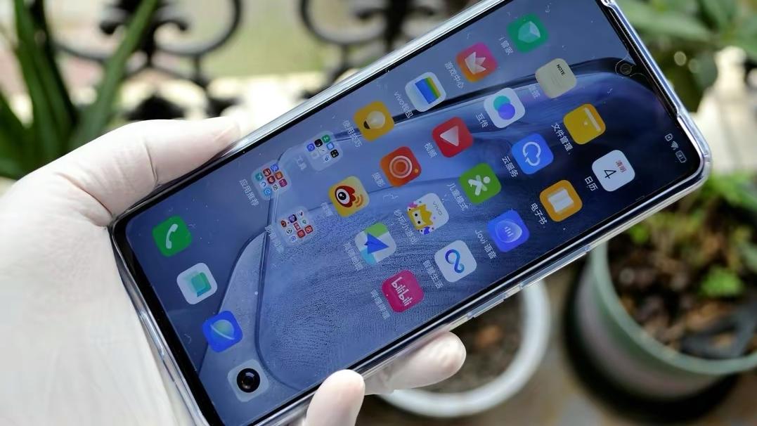 vivo|vivo提前为新机开路，骁龙870+独显芯片，12+256GB顶配仅两千出头