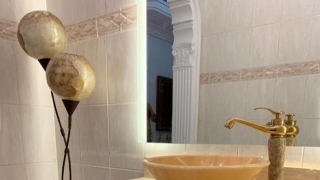 浴室柜只是往外延长20公分，功能性却翻了倍！聪明人都这样设计了