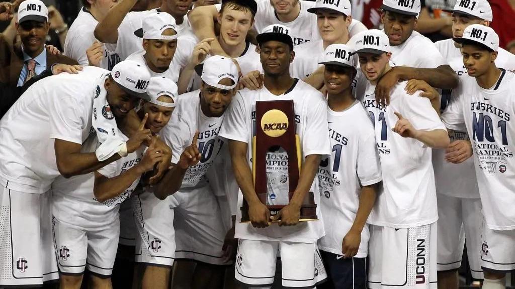 卡梅隆·安东尼|美媒列出NCAA2003年安东尼后的每届MOP，目前只有8人还在NBA打球