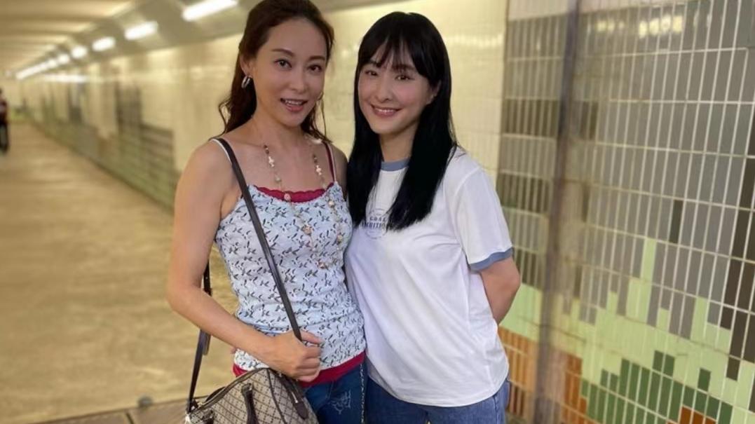 花絮|期待！TVB新剧《美丽战场》终晒出花絮照，众多女神云集大玩怀旧风